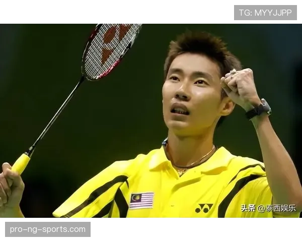 李宗伟赛场上严肃脸，生活中竟然这么会搞怪？